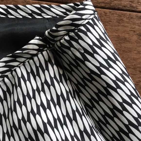 Esprit 100% Silk Skirt- Size 2 - Picture 5 of 6